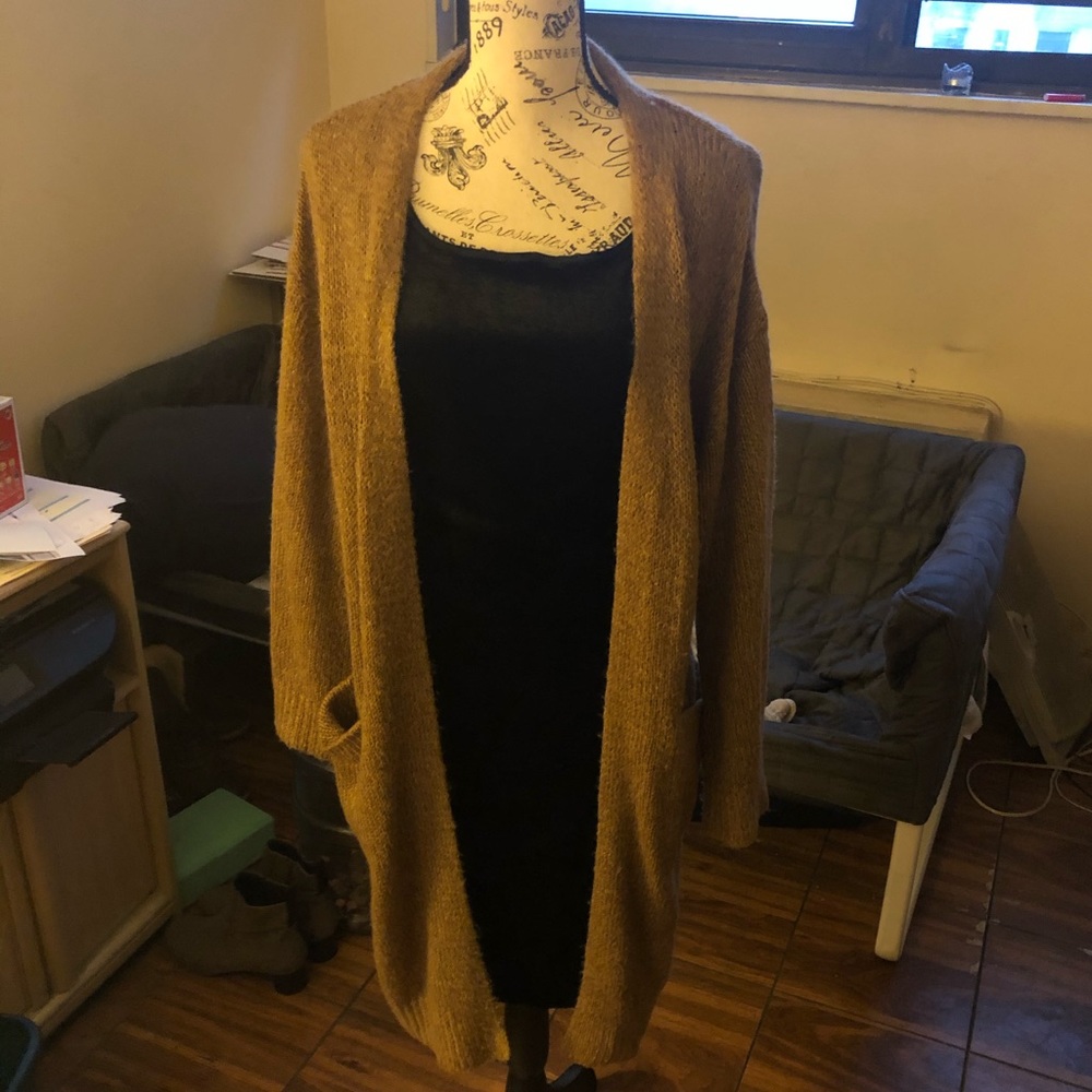 Women’s h&m long, open front, tan cardigan